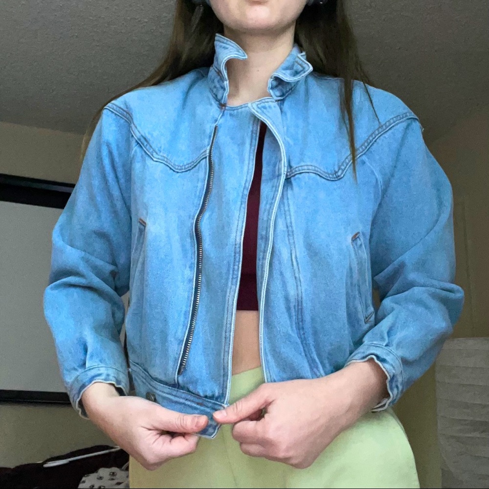 Brandy Melville Cropped Jean Jacket
